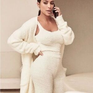 SKIMS Tank Top! Retail $52